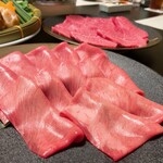 本格肉料理 丸小 - 松茸タンヒレしゃぶしゃぶコース  14000円
            前菜、お肉、お食事、デザート