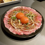焼肉ホルモン 風土. - 黒毛和牛カルパッチョ、コリャ旨いわ！