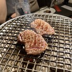 焼肉ホルモン 風土. - 焼きます、焼きます！