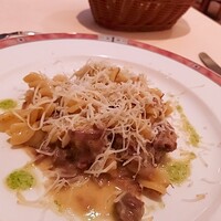 エリオ・ロカンダ・イタリアーナ - ⚫パスタ「オーストラリア仔羊白ワイン煮  ショートパスタ」