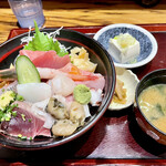 魚がし厨房 湊屋 - 海鮮丼1000円