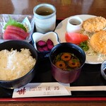 淡路 - 日替わりランチ　750円
            凄くコスパが良いランチ！味わいもこりゃあ良いねえ！