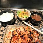 Teppanyaki Touyou - 210831火　東京　鉄板焼 東洋　豚しょうが焼定食1,200円