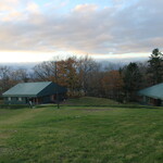 レストラン・マッカリーナ - 宿泊棟とレストラン棟