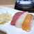 寿司 味処 河童 - ◆鮪（このお値段の品としては美味しい）、烏賊，サーモン
