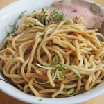 竹麺亭 - ガーリック和え麺（麺）