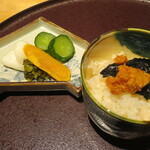 馳走 啐啄一十  - 女性だけ特別ね！と塩雲丹をご飯に乗せて下さいました