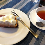 純チーズとダージリンティー