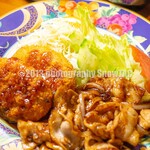 ごちそう屋 まつ本 - 料理写真:コロッケと豚しょうが焼定食（850円）