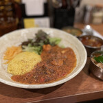 SPICY CURRY 魯珈 - 