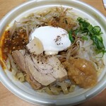セブンイレブン - 豚まぜソバ