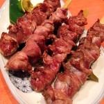 Kokekon Ne - 砂肝も
                      肉厚ジューシーコリコリで、そんじょそこらの
                      焼鳥屋では食べられません(￣▽￣)