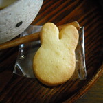 うさぎとぼく - 兎の形のクッキー