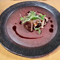 万平ホテル メインダイニングルーム - シャラン産鴨胸肉のロティとフォアグラのポワレ