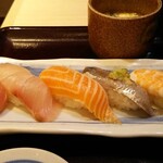 寿司 魚がし日本一 - ランチ築地にぎり 850円(税込)
