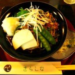 更科 - 更科 ＠佐野 冷し山菜せいろそば ８００円