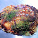 お好み焼・鉄板焼 栞 - お好み焼き（肉玉そば）