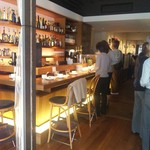 オストレア oysterbar&restaurant - 入口の様子