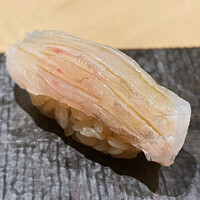 鮨 いつみ - 星鰈と縁側 