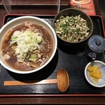 Feriche Rinku - 肉そば（720円） ●だしご飯（220円）