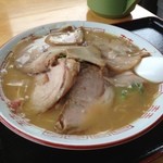 西条ラーメン - チャーシューラーメンこってりの大盛り