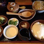 とうふとあなご料理 とうふや - 寄せ豆腐膳（\1200-）