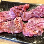 Yakiniku Reimen Yamanakaya - 厚切り牛タン