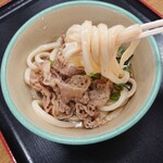 山下うどん - 麺のリフトアップ