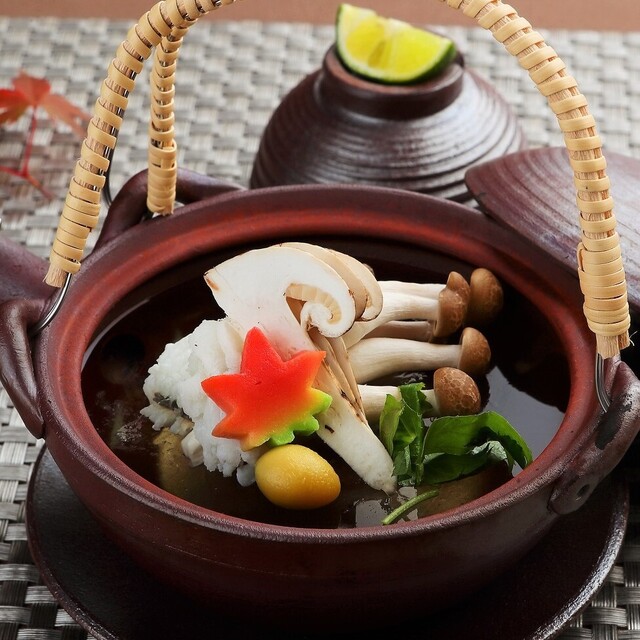 最悪の鰻 ｃｐ超悪い メニュー写真と同じ物を配膳して欲しい しかもまずい うなぎ タレ米 は二口食べて残した 特上重 5 000円 残念 投稿 663 03 By グルメ旅ぐるめ 江戸川 上本町店 えどがわ 大阪上本町 うなぎ 食べログ