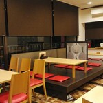中華飯店 福寿 - テーブル席