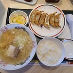 Miyoshino - 塩ラーメンセット(860円)です。