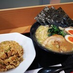 Ebitonkotsu Ramen Haruki - 