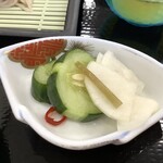 Nouka Resutoran Daidou - 定食に付くお漬物