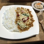 スパイスチャンバー - トップフォト キーマカレー大盛 チーズ　