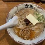 味噌ラーメン 力丸 - 力丸辛みそラーメン（800円）
            バター（100円）