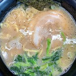 Menou - 豚骨醤油ラーメン　並　800円