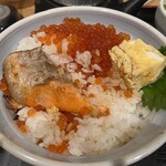 一夜干しと海鮮丼 できたて屋 - 