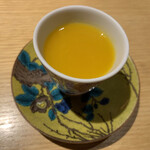 Yuu - 「季節の野菜スープ」＝「黄色いパプリカのスープ」