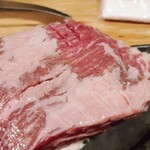 立喰い焼肉 治郎丸 - 特大牛ハラミ990円（税抜）