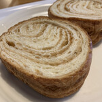 PLANT-6 - メイプルラウンド食パン　¥398(税別)