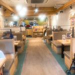 天下一品 - 【2021年08月】清潔感が有り明るい店内。