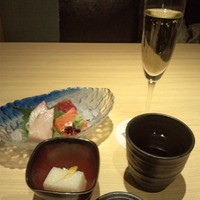 和食 鮨 日本酒 銀波 銀座店 - 先付とお造り、シャンパン