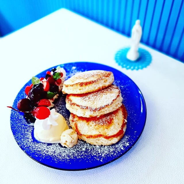 オヒョウのたたき、ベリーのコンポートとロースト野菜添えのレシピ