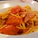イタリア料理のイタリ屋 リストランテ・ダ・クニ - フレッシュトマトとベーコンのペペロンチーノ