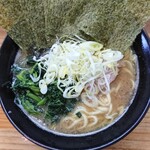 巓 - 並ラーメン＋のり増し、ほうれん草＆ねぎハーフ増し
