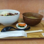 小さな食堂 ヒロ - 自家製チャーシュー丼 (税込)500円 ※拡大 (2021.09.09)