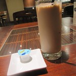 サザンカフェスタイル - カフェオレは甘いのが好きです
