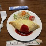 扇屋 - オムライス 750円