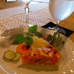 レストラン土手 - バターナッツというカボチャのキッシュとそうめん瓜のサラダ