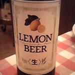 ピッツェリア キアッキェローネ - レモンビールのラベル